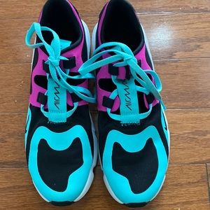 -Nike Girls Airmax Infinity